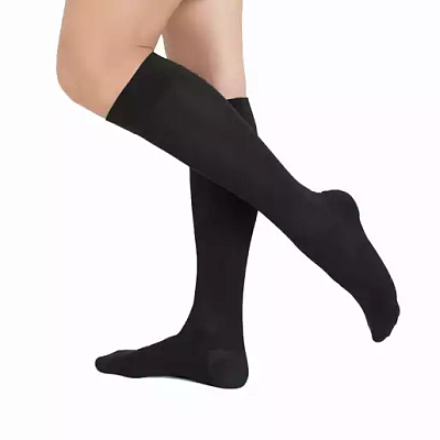 картинка Компрессионные чулки до колена арт.2С105 черный от интернет-магазина Ортимед